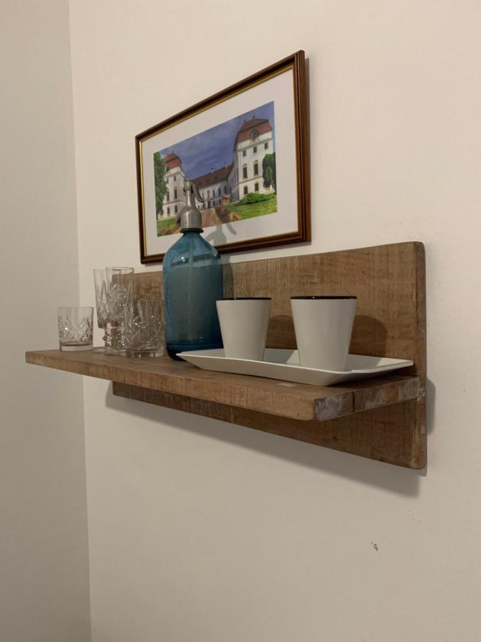 Anna Apartman Papa Bagian luar foto